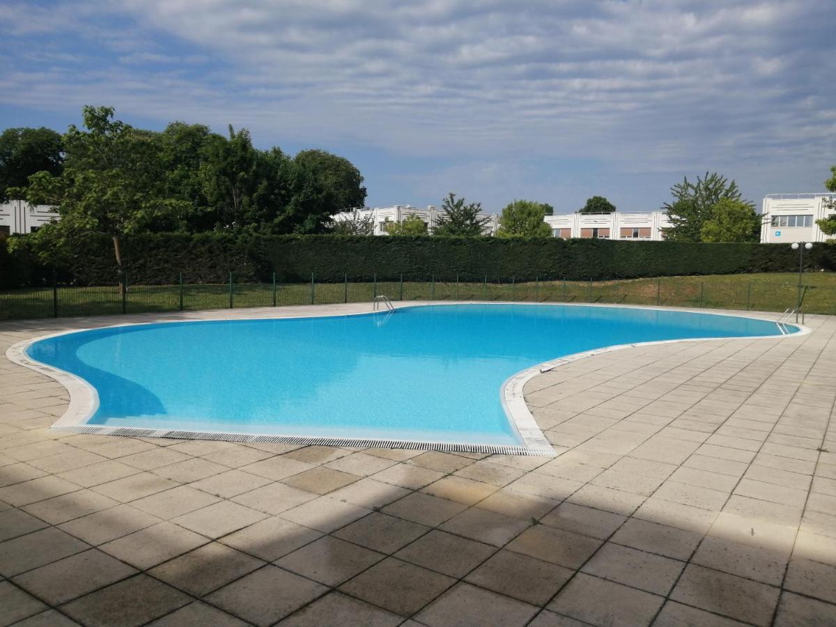 Appartement Romantisme Et Glamour Avec Spa, Piscine Et Jardin *