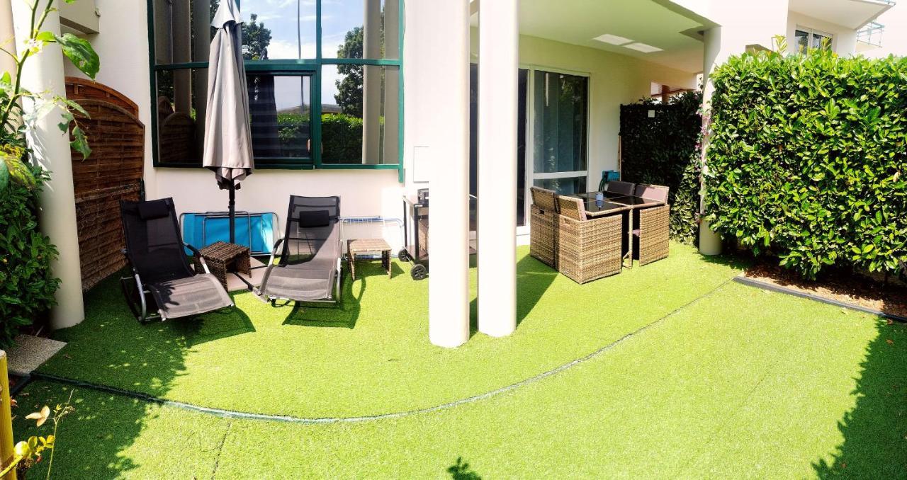 Appartement Romantisme Et Glamour Avec Spa, Piscine Et Jardin *
